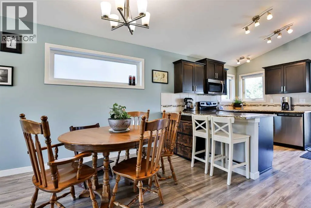 381 Moonlight Way West  W