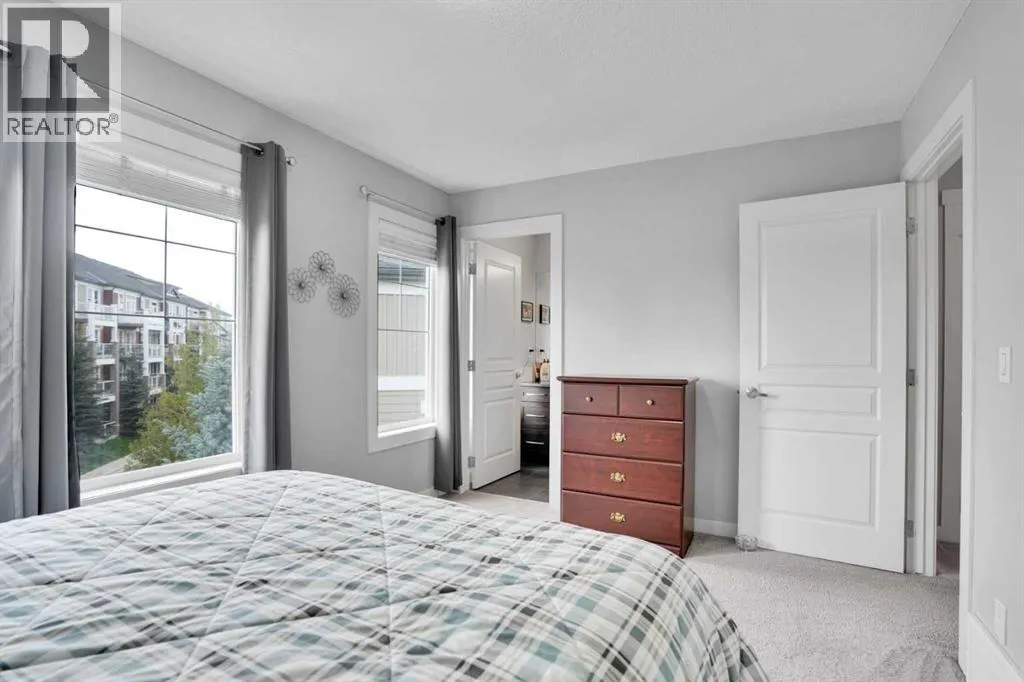 309 Evanston Square NW