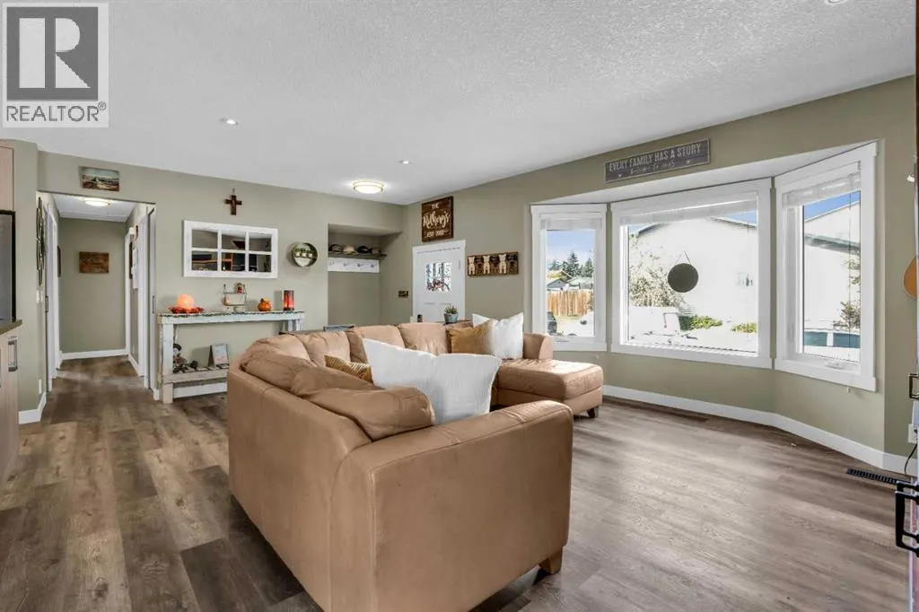 67 Summerwood Road SE