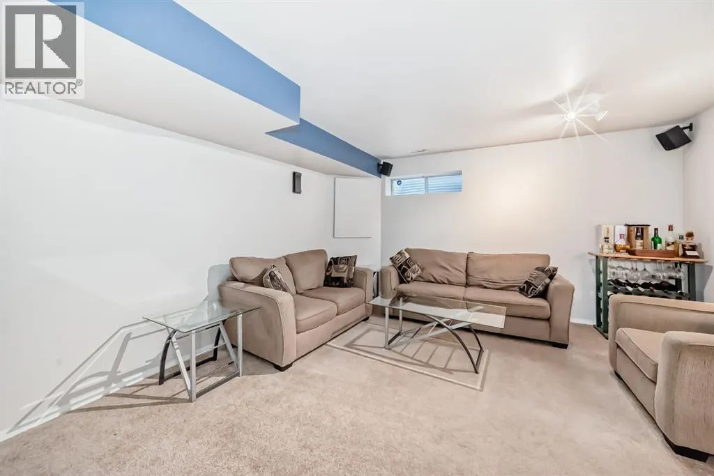 9747 Harvest Hills Link NE