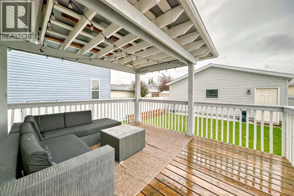 9747 Harvest Hills Link NE