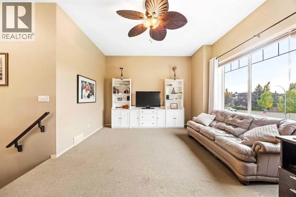 16 Tuscany Ravine Court NW