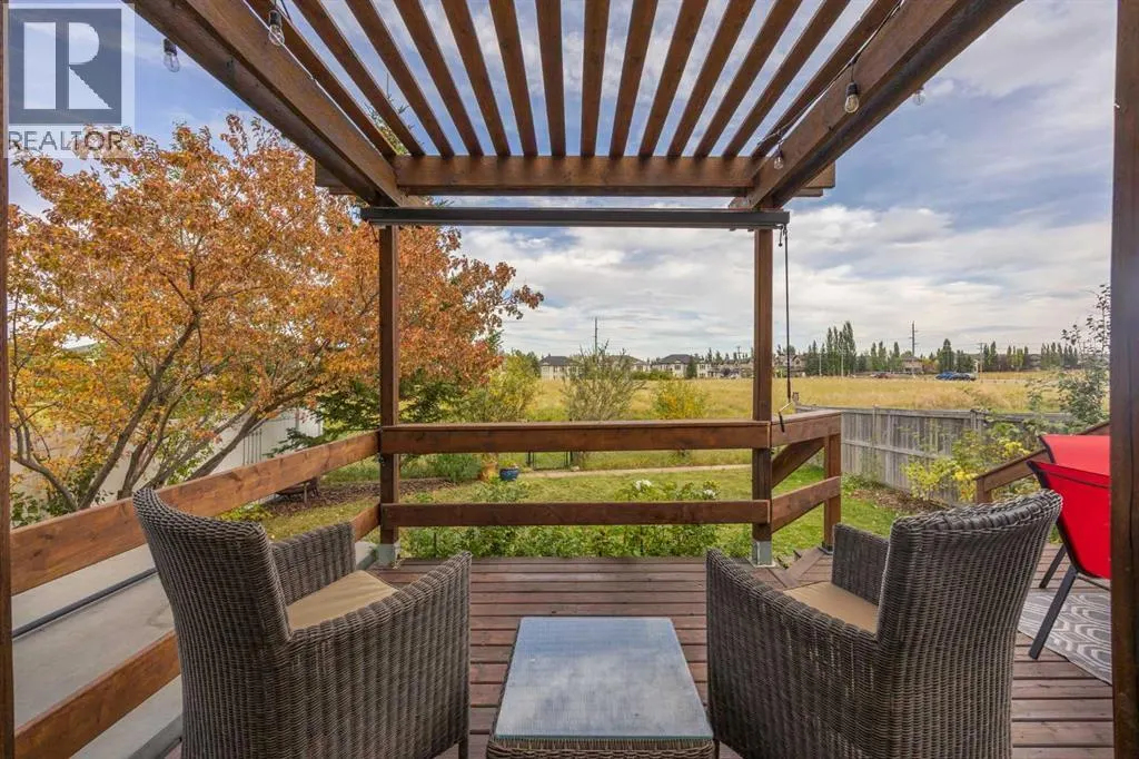 16 Tuscany Ravine Court NW