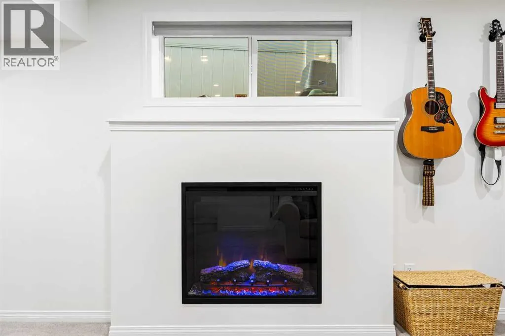 16 Tuscany Ravine Court NW