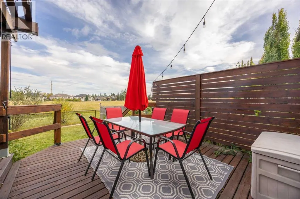 16 Tuscany Ravine Court NW