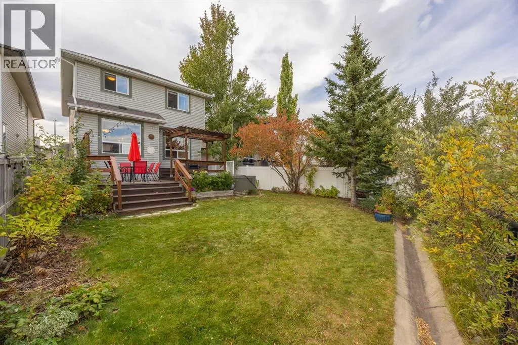 16 Tuscany Ravine Court NW