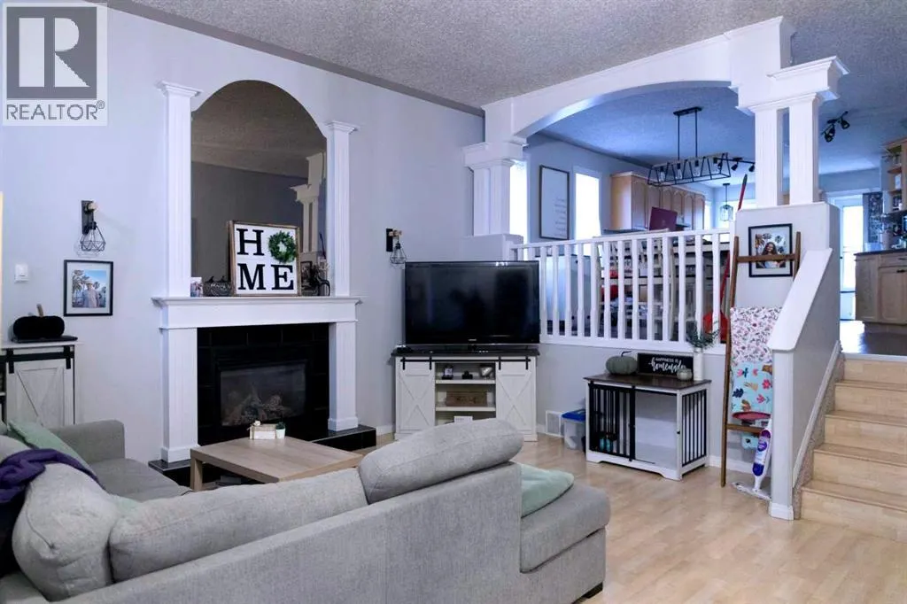 12413 105 Street E