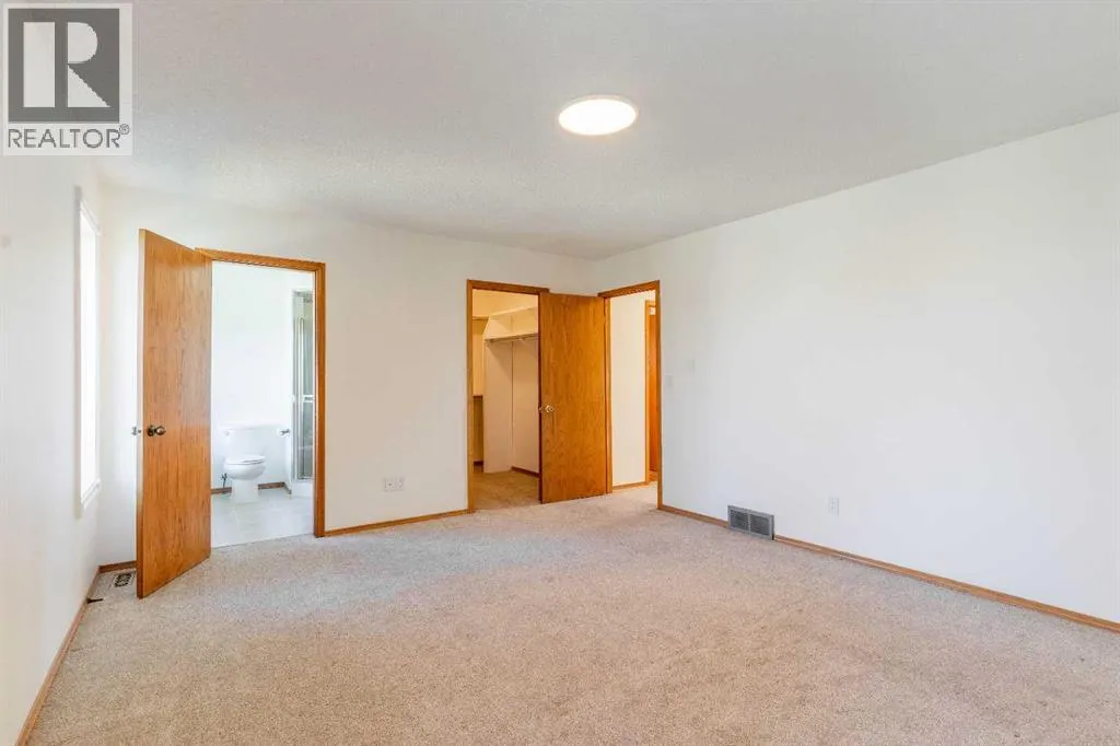 266 Edgepark Way NW