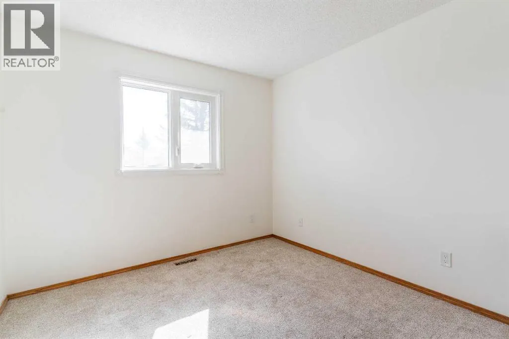 266 Edgepark Way NW