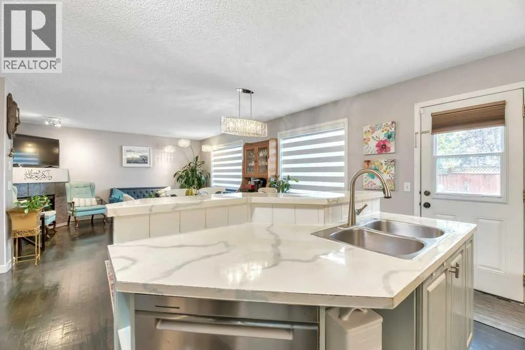 331 Citadel Drive NW