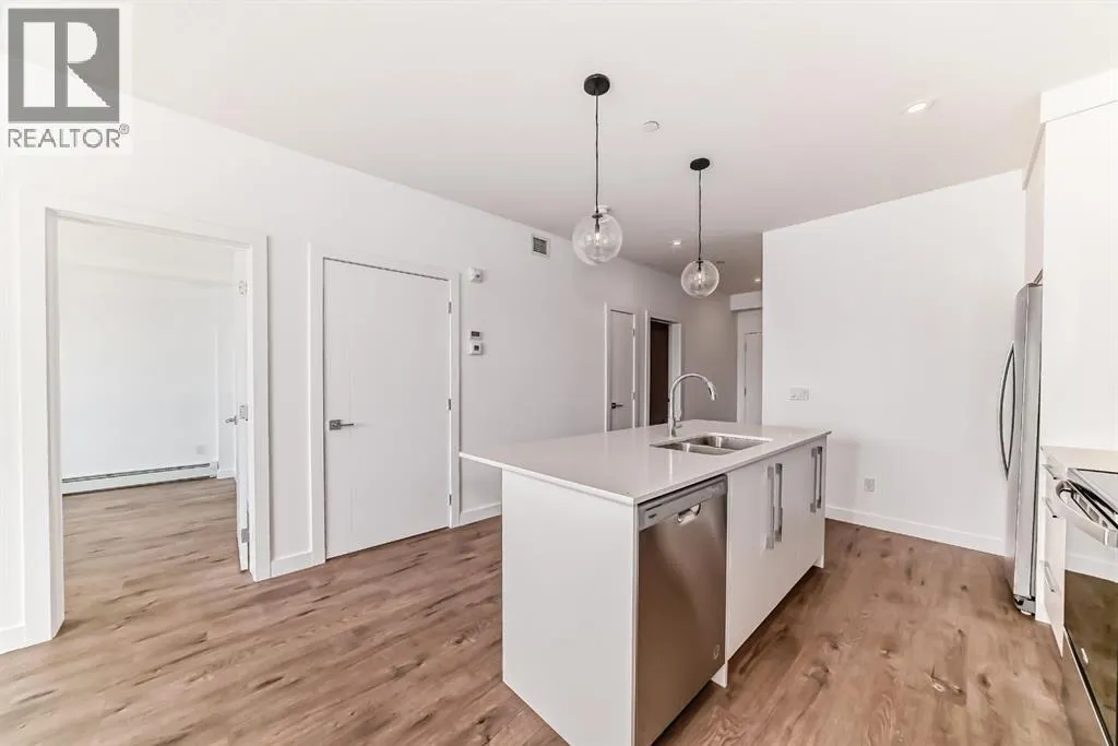 1405, 60 Skyview Ranch Road NE