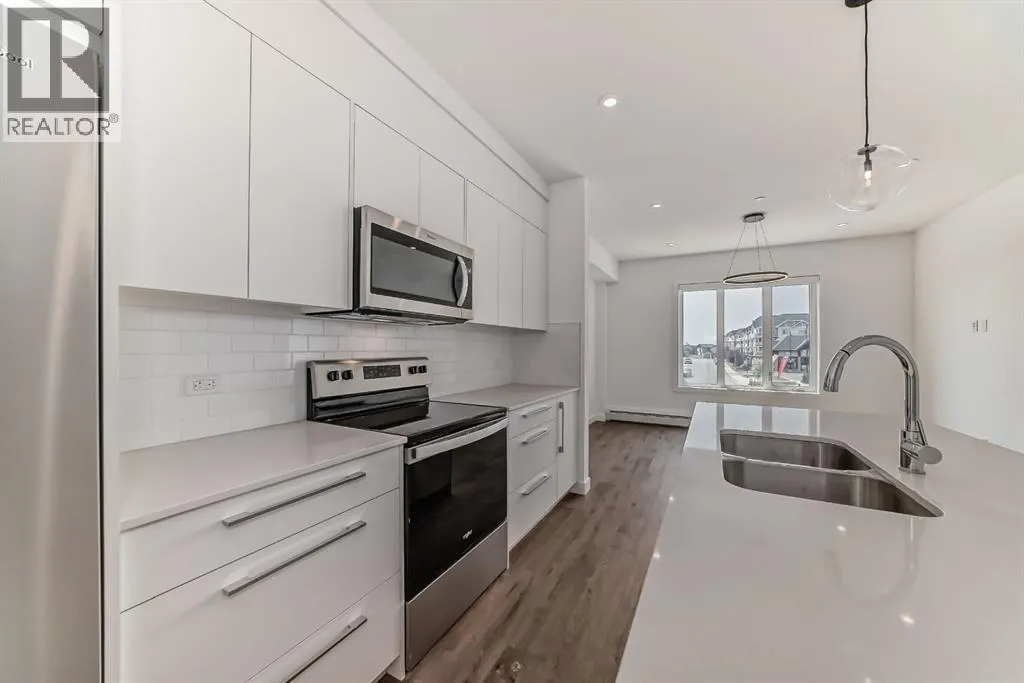 1405, 60 Skyview Ranch Road NE