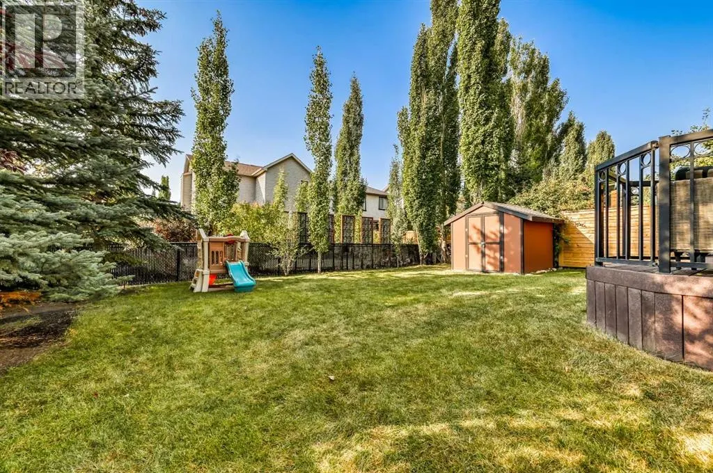 1 Cougarstone Villas SW