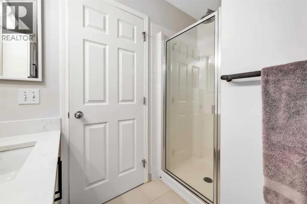 1 Cougarstone Villas SW