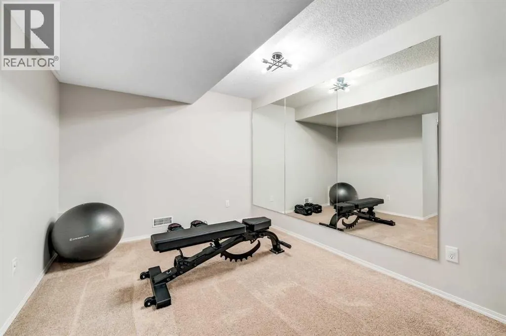 1 Cougarstone Villas SW