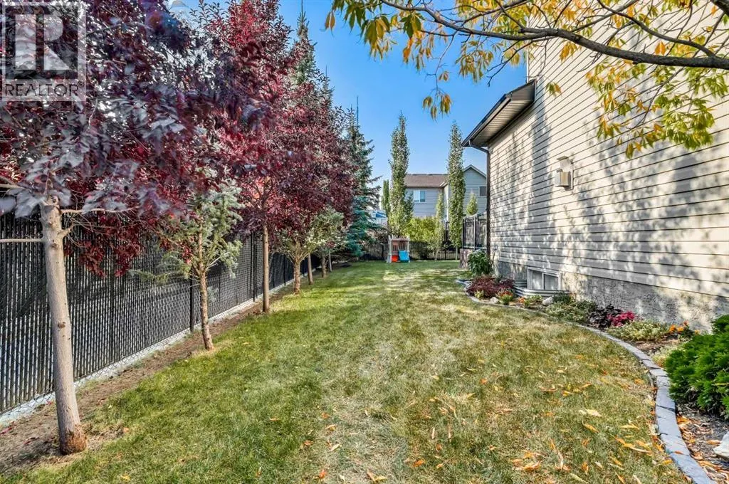 1 Cougarstone Villas SW