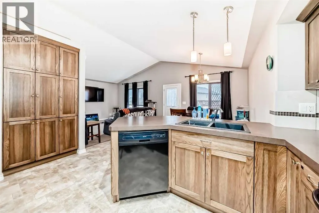 126 Viscount Drive