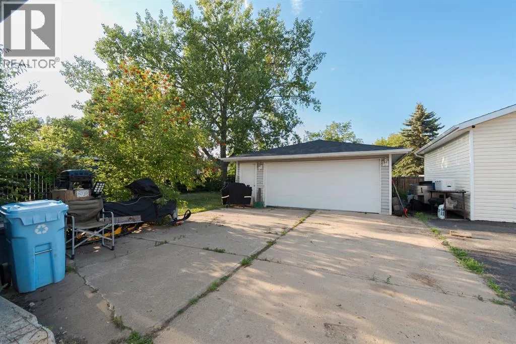 453 Signal Road