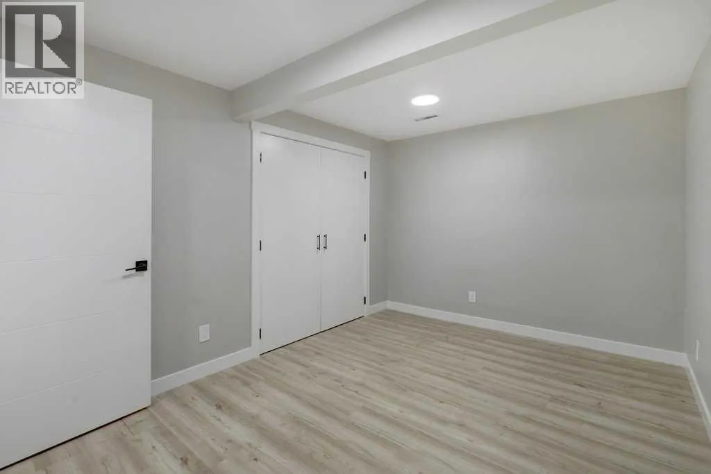 462 Summerwood Place SE