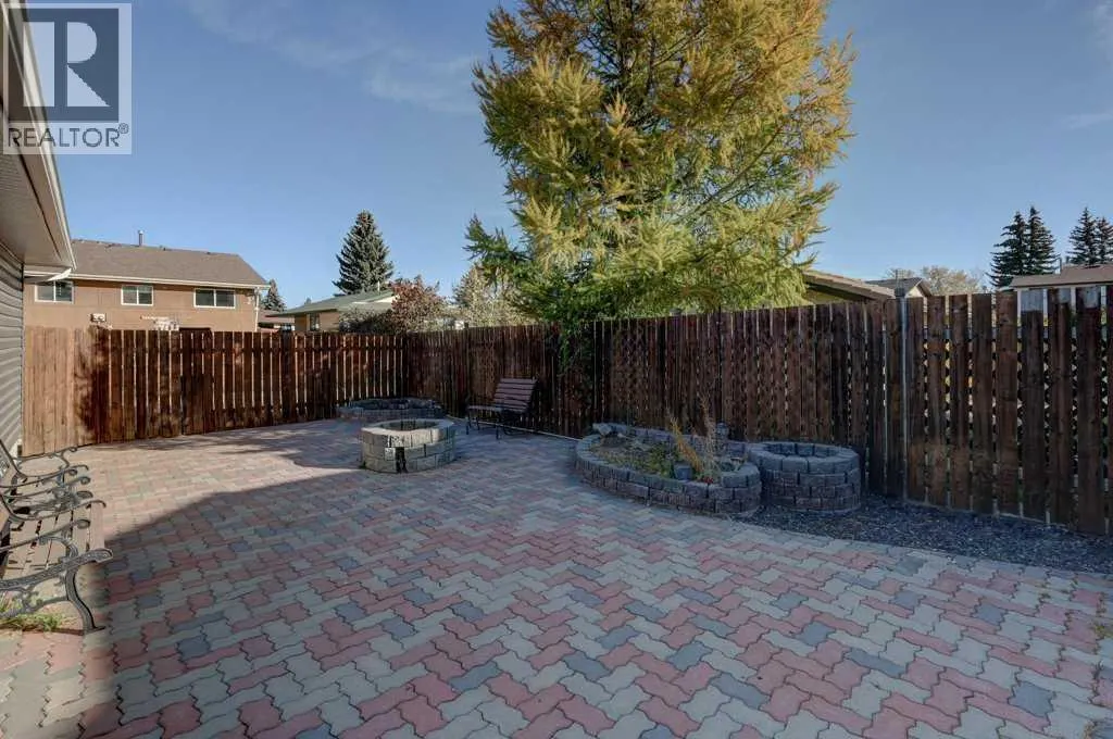 462 Summerwood Place SE