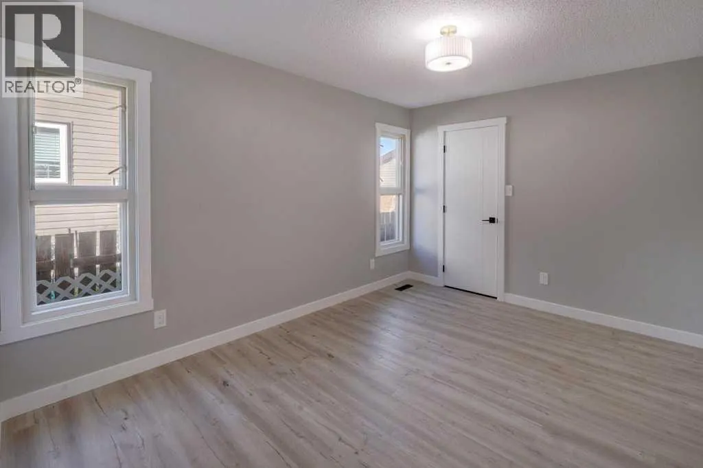 462 Summerwood Place SE