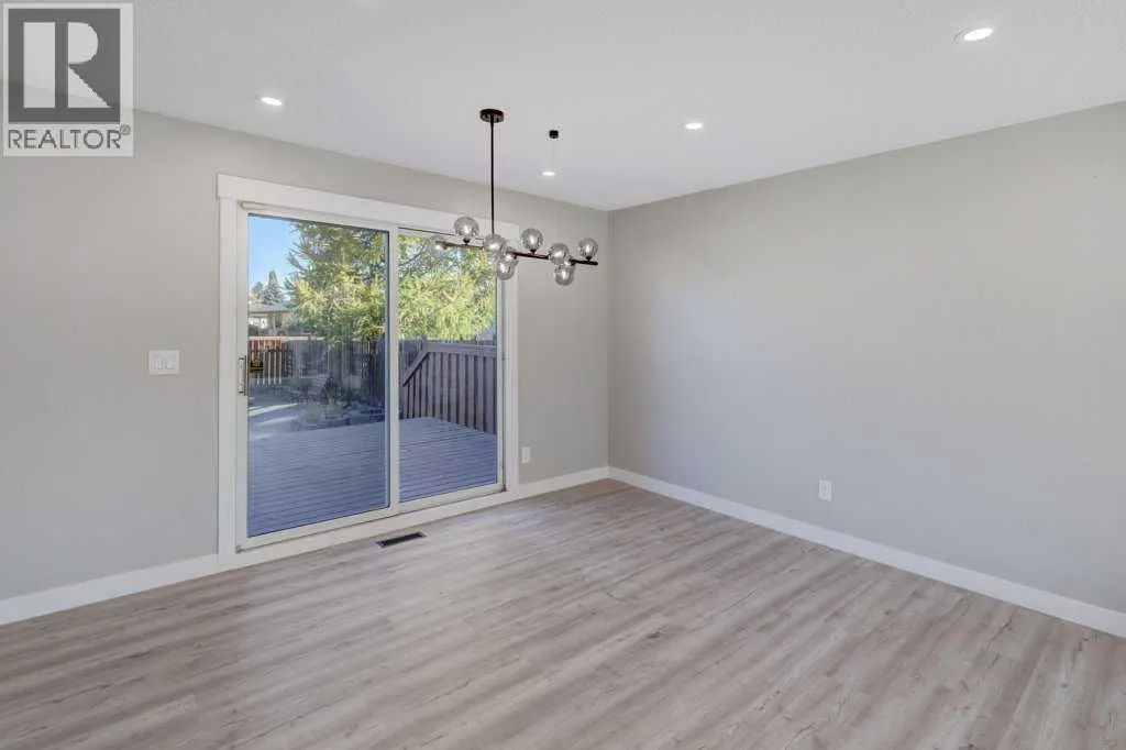 462 Summerwood Place SE