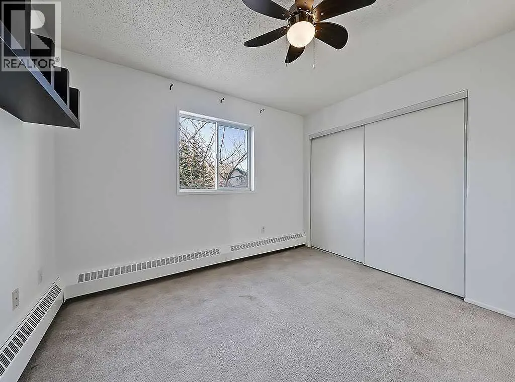 301, 21 Dover Point SE