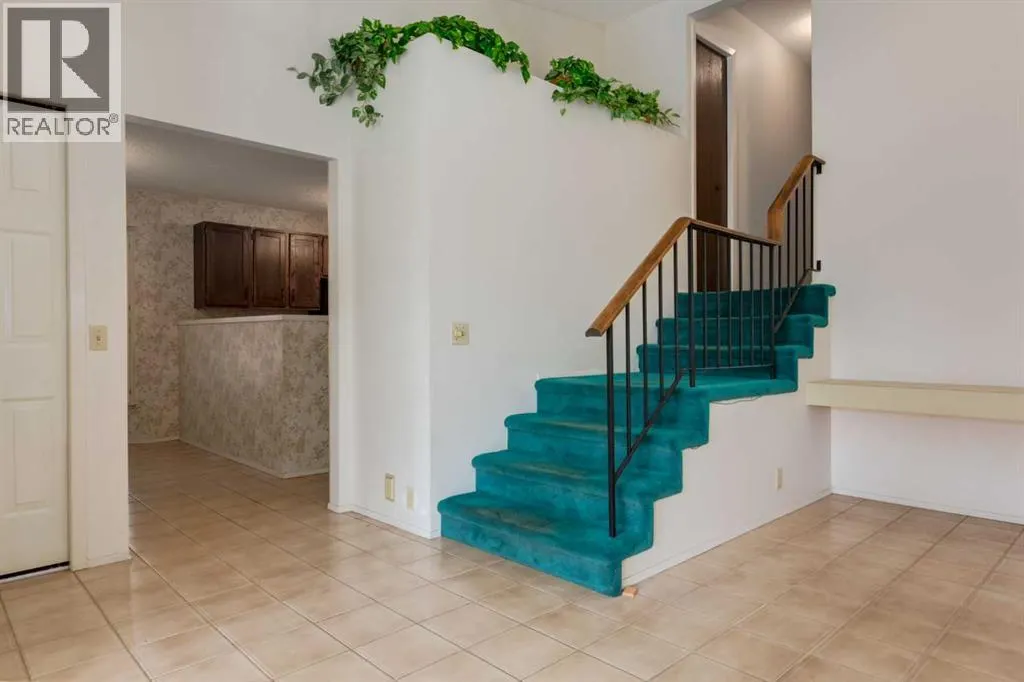 300 Edgehill Drive NW