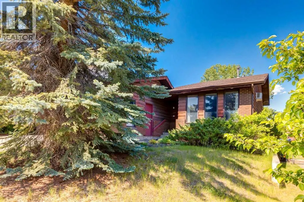 300 Edgehill Drive NW