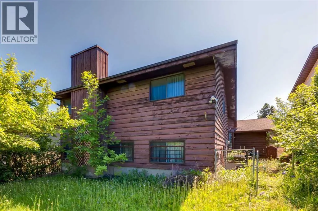 300 Edgehill Drive NW