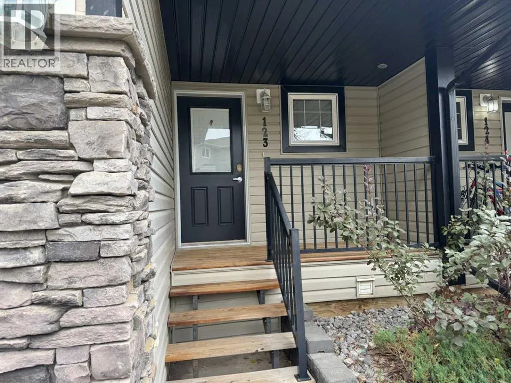 123, 1600 Main Street SW