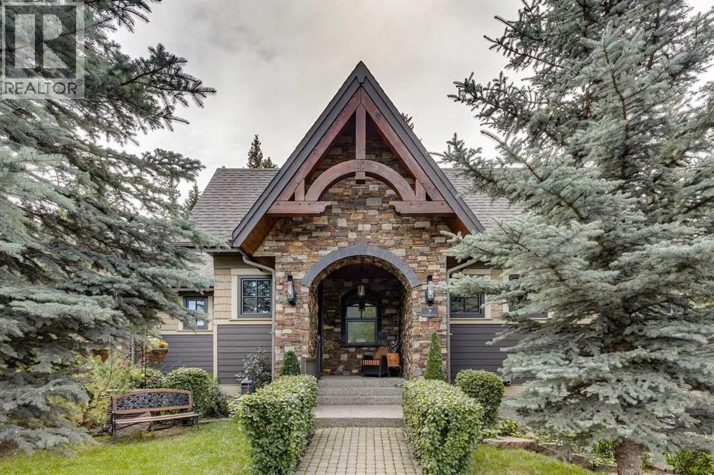 9 Mountaineer Close