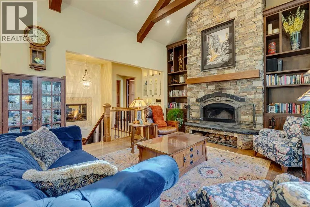 9 Mountaineer Close