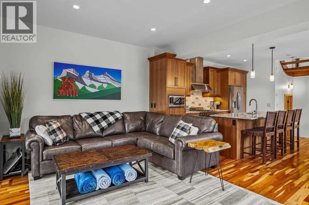 2, 801 4th Street