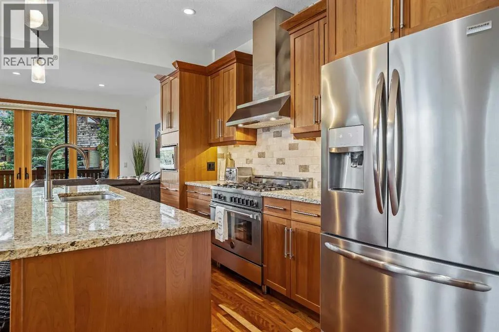 2, 801 4th Street
