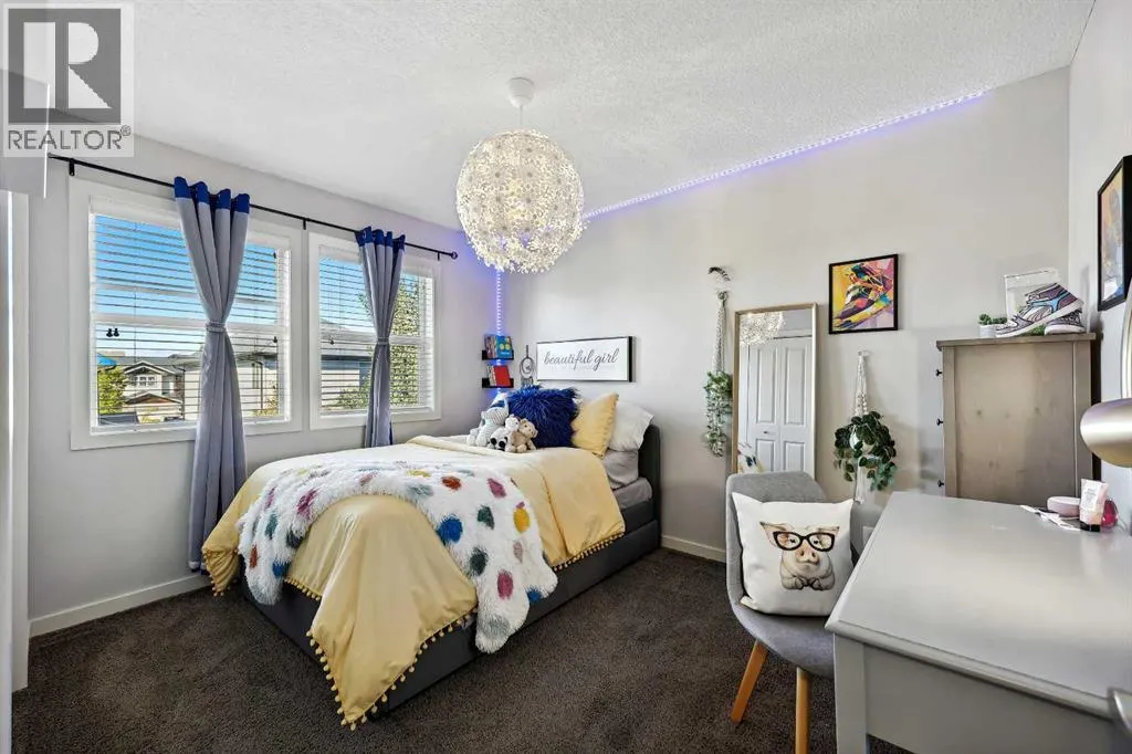 272 Kingsmere Cove SE