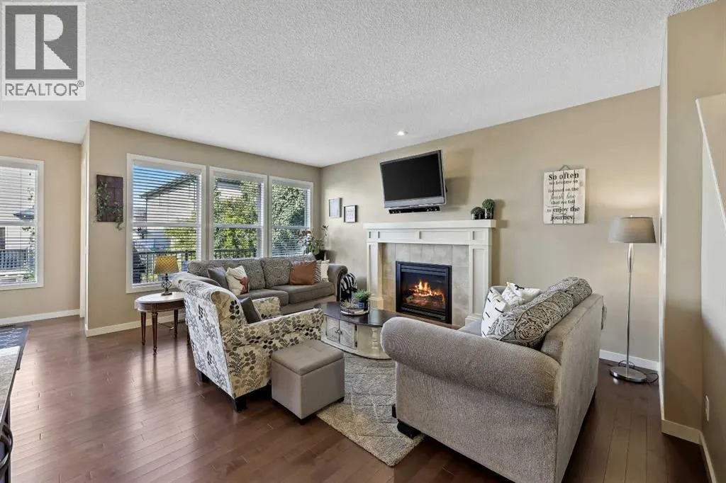 272 Kingsmere Cove SE