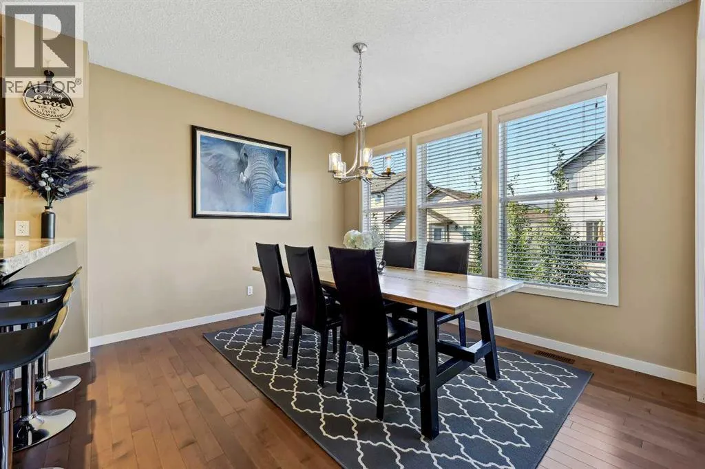 272 Kingsmere Cove SE