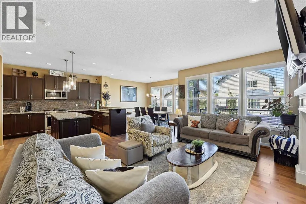272 Kingsmere Cove SE