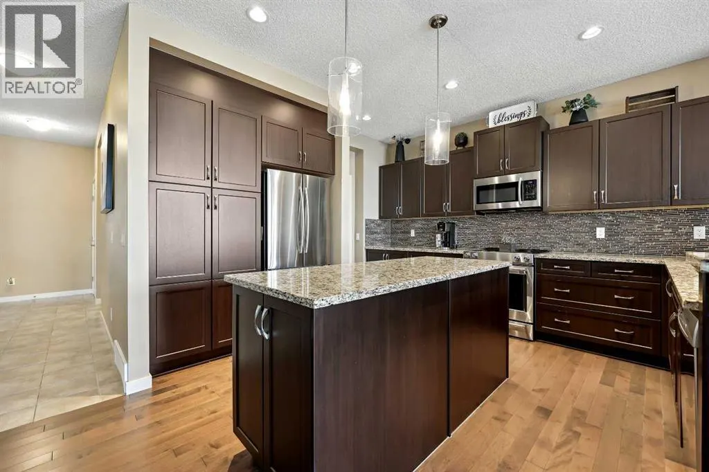 272 Kingsmere Cove SE