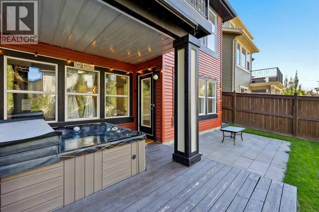 272 Kingsmere Cove SE