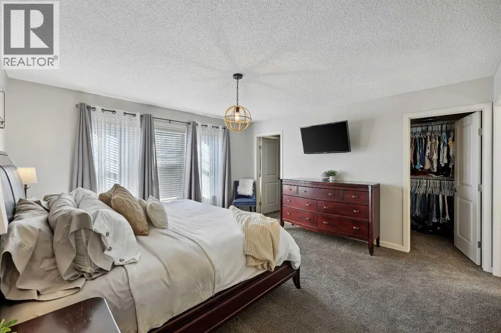 272 Kingsmere Cove SE