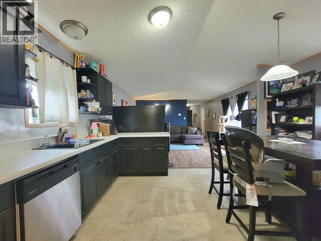 8707 90 Street