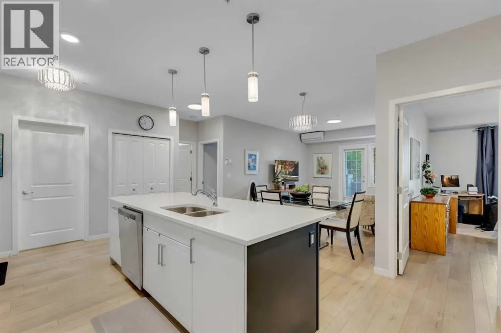 310, 20 Mahogany Mews SE