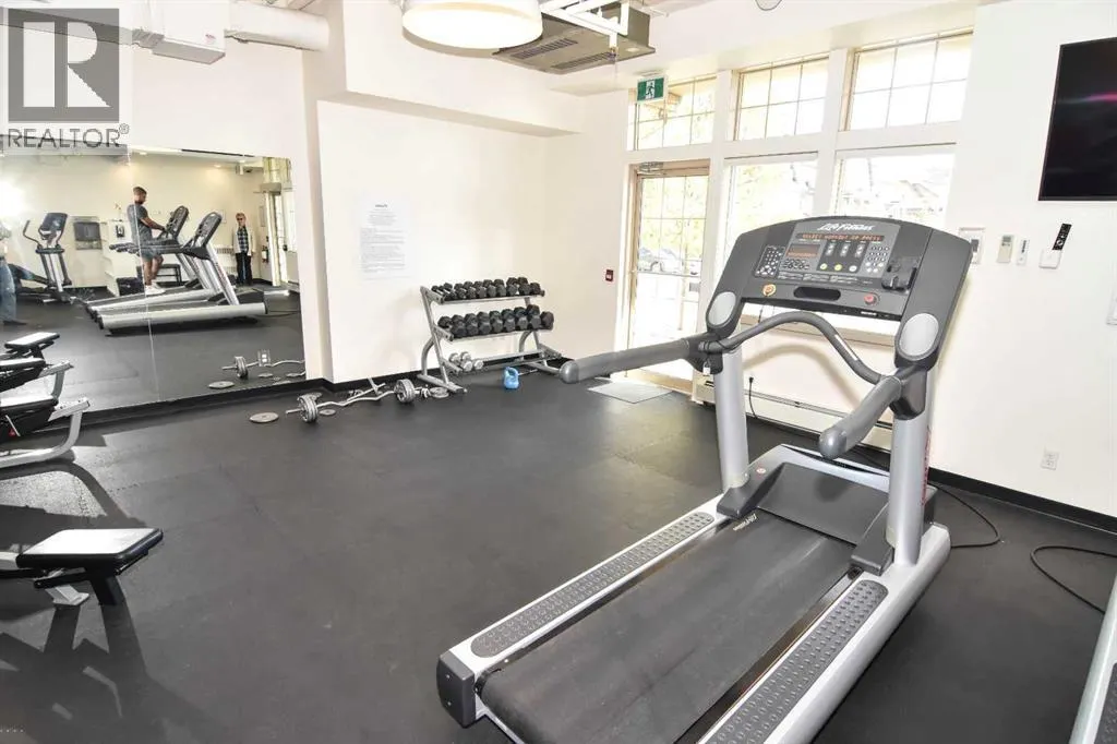 310, 20 Mahogany Mews SE