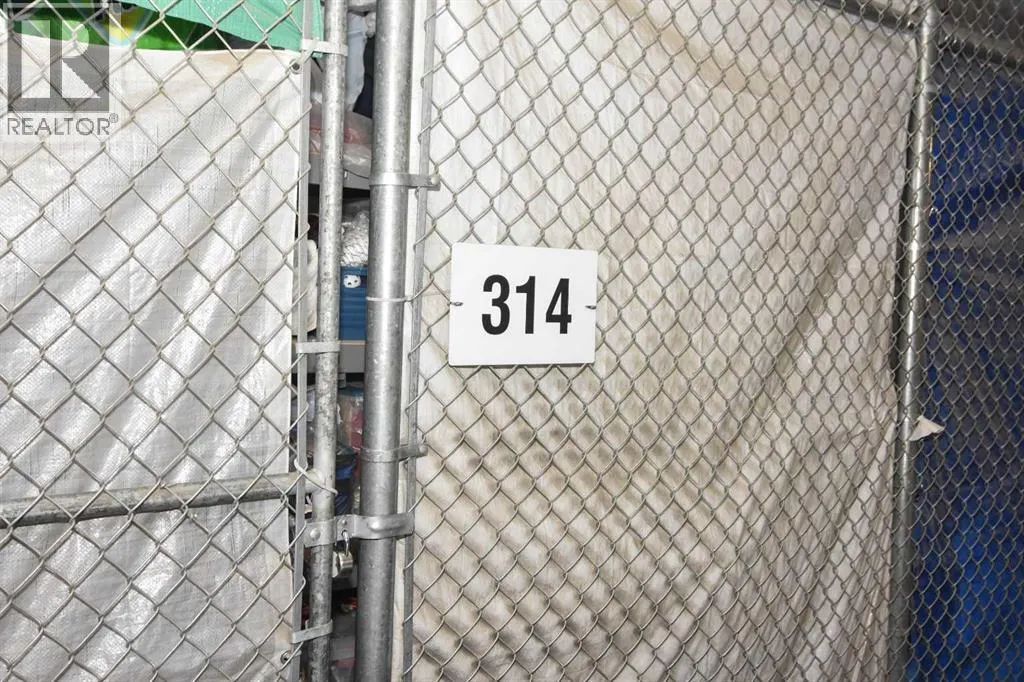 310, 20 Mahogany Mews SE