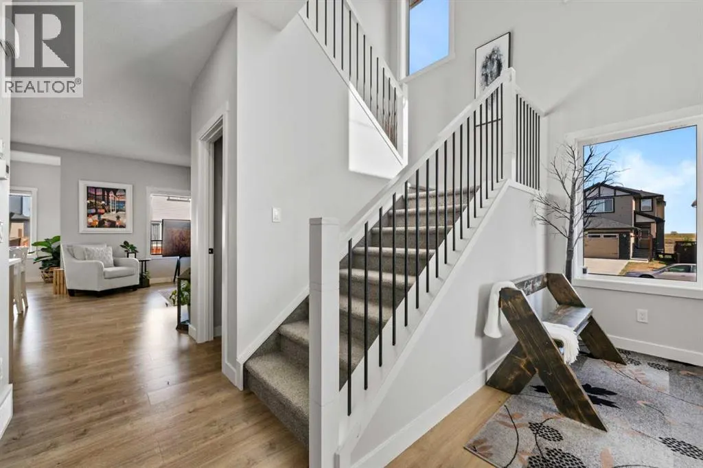 702 Edgefield Crescent