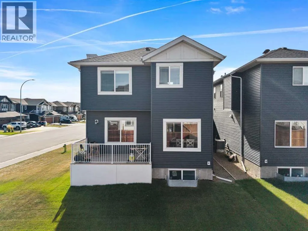 702 Edgefield Crescent