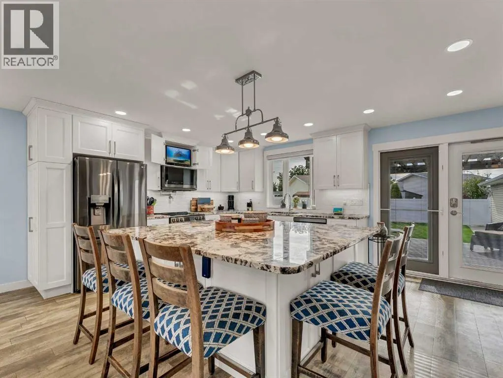 55 Rossland Road SE