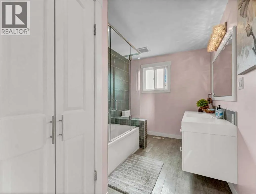 55 Rossland Road SE